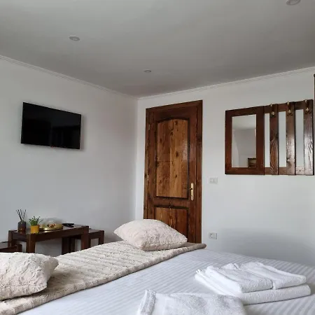 Pensiunea Casa Rares Country house Curtea De Arges