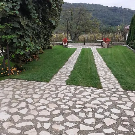 Pensiunea Casa Rares Country house Curtea De Arges